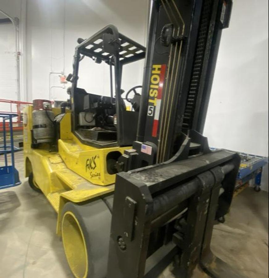 CSA-ready propane forklift | 30,000 lb | cushion tires | fork positioner | 2-stage mast | indoor spec | Premier Lift Brampton ON