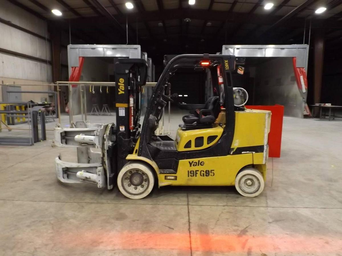 Opposite side view of Yale GLC120VX showing mast, propane tank mount, and operator seat – CSA certified forklift for warehouse use