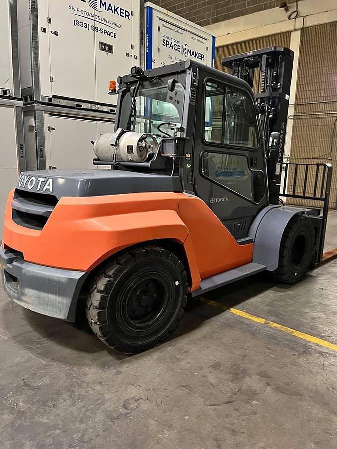 Opposite Angle side view showing LPG tank mount and CSA-certified labeling