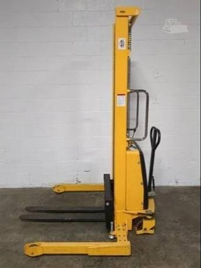 Opposite side view of Noblelift H-2652 showing forks, battery compartment, and manual push handle – CSA certified electric stacker