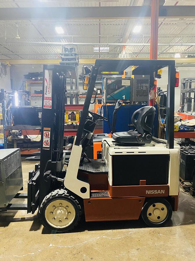 Refurbished Electric Counterbalance Forklifts | 3‑Wheel & 4‑Wheel