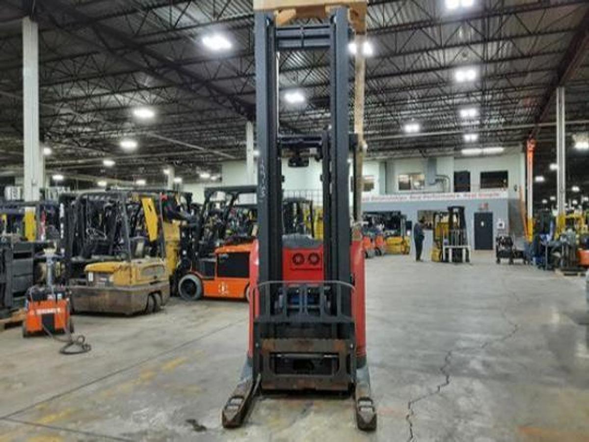 Front angled view showing mast rails and compact chassis profile