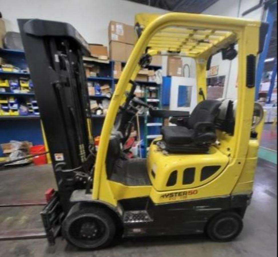 2018 Hyster S50FT CSA propane forklift Brampton 5000 lb 127” low mast fork positioner side shift cushion tires clamp-ready UL/EE fire-safe export-certified