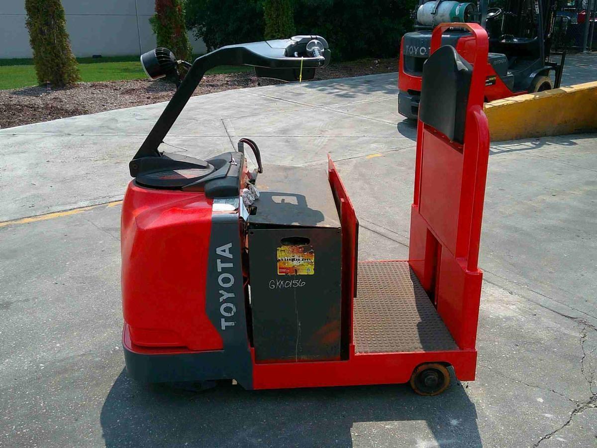 Side view of Toyota 8TB50 electric tugger – CSA-certified tow tractor with 10,000 lb drawbar pull, onboard charger, and stand-on operator platform – Premier Lift Equipment Brampton ON