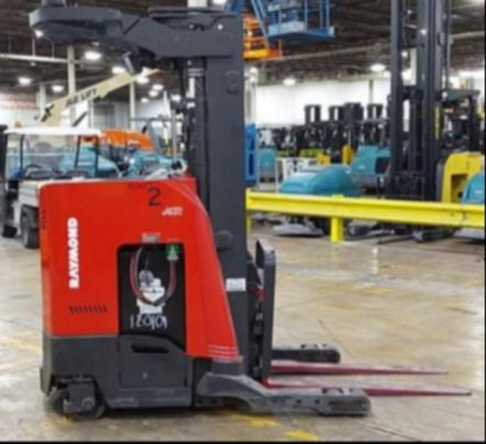 Raymond 720-R35TT CSA electric reach truck Brampton 3500 lb 195” lift single reach tilt side shift freezer-compatible