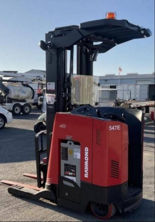 2020 Raymond 730-R35TT CSA reach truck Brampton 3500 lb 216” triple mast side shift single reach battery extra freezer-ready export vertical racking