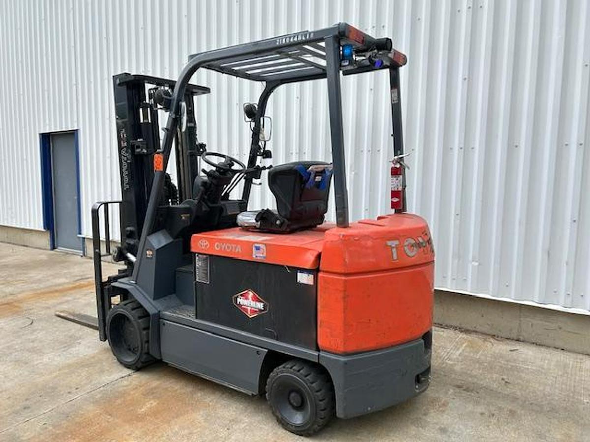 Rear angle view of Toyota 7FBCU45 forklift – showing counterweight panel, traction steer tires, and CSA inspection tag – Premier Lift Equipment Brampton ON
