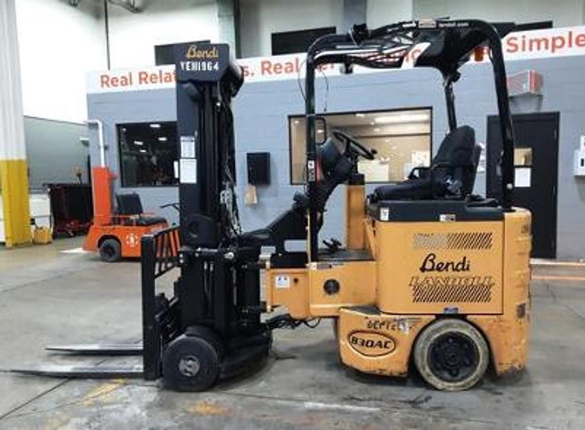 Refurbished 2019 Bendi B30/42AC180D – CSA‑Certified Articulated Narrow‑Aisle Forklift | 3,000 lb | 198” Triple Mast | 48V Electric | Brampton ON