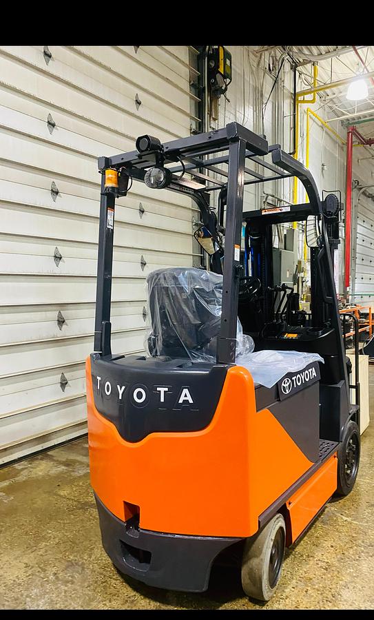 2018 Toyota 8FBCHU25 EE rated electric forklift rear view cushion tires