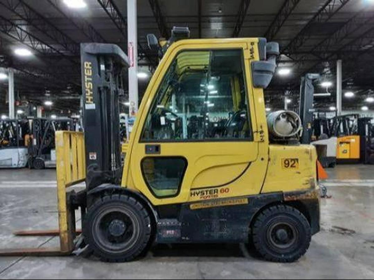 Hyster H60FT – full side profile – heated cab, mast, and cushion tires – CSA propane forklift – Brampton ON