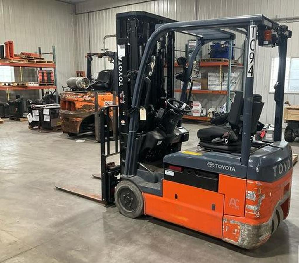 2023 Toyota 8FBE20U opposite rear angle — 4,000 lb electric forklift with compact turning radius
