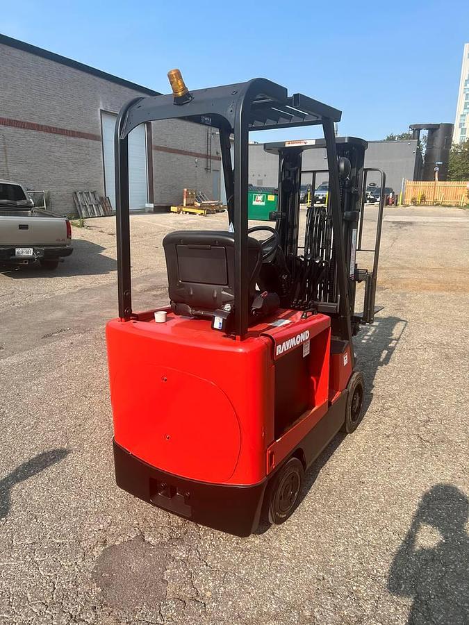 Raymond DSD30R – rear corner angle – counterweight and chassis – clamp-ready electric forklift – CSA certified – Brampton ON