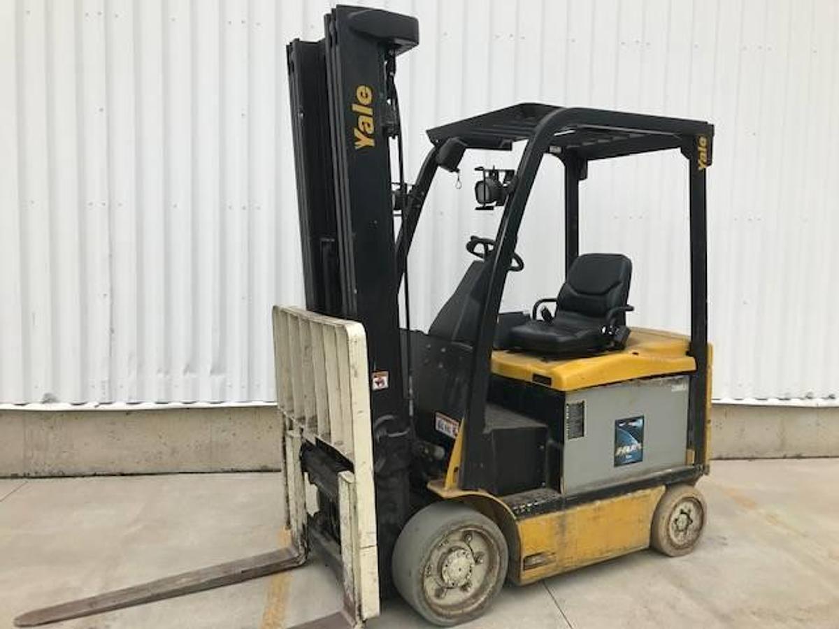 Side view of refurbished 2015 Yale ERC060VG electric forklift showing operator cab, chassis, and triple mast during Brampton deployment