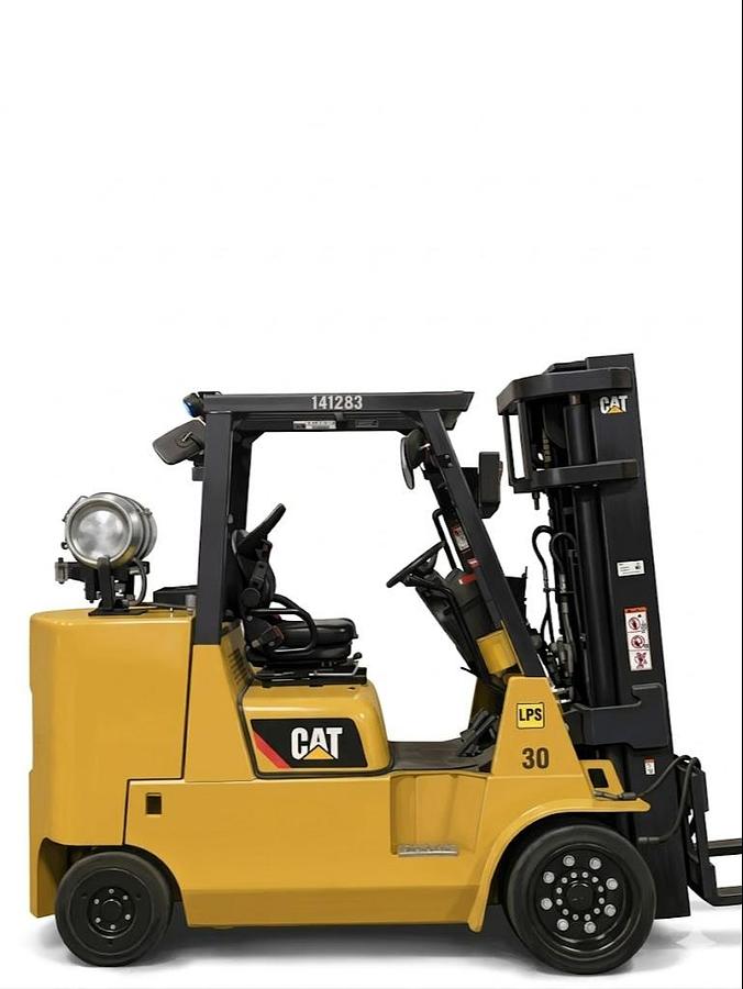 2018 Caterpillar GC55K – CSA‑certified 11,000 lb LPG cushion forklift with quad mast and 4‑way hydraulics to carriage – Brampton ON