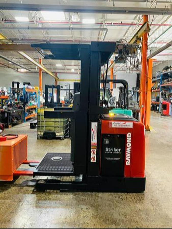 2014 Raymond 550-OPC30TT WG CSA order picker Brampton 3000 lb 210” triple mast wire guidance UL/EE freezer-compatible export-certified