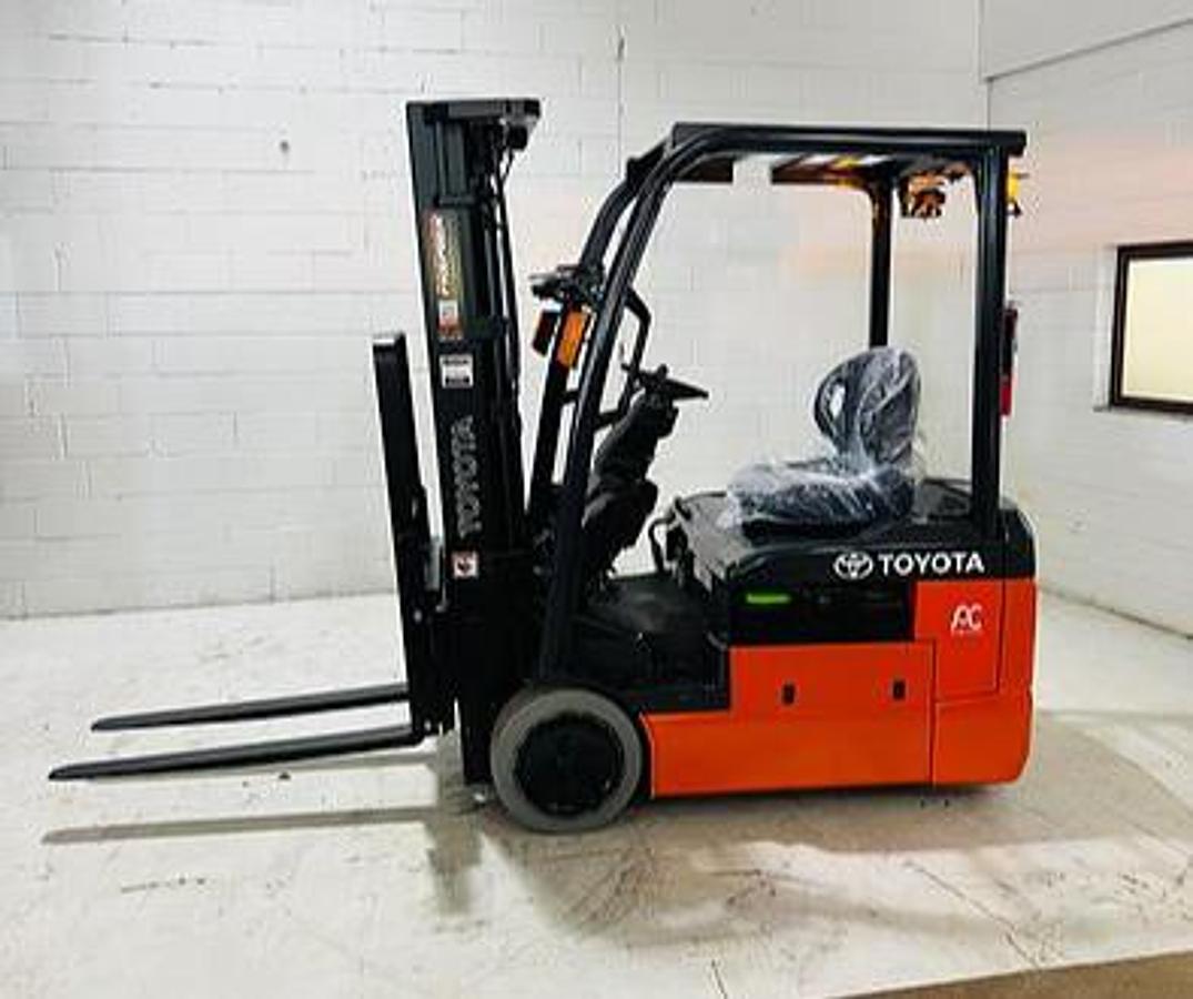 2016 Toyota 8FBE18U CSA electric forklift Brampton 3500 lb 189” triple mast side shift 3-wheel UL/EE rated freezer-compatible export-certified