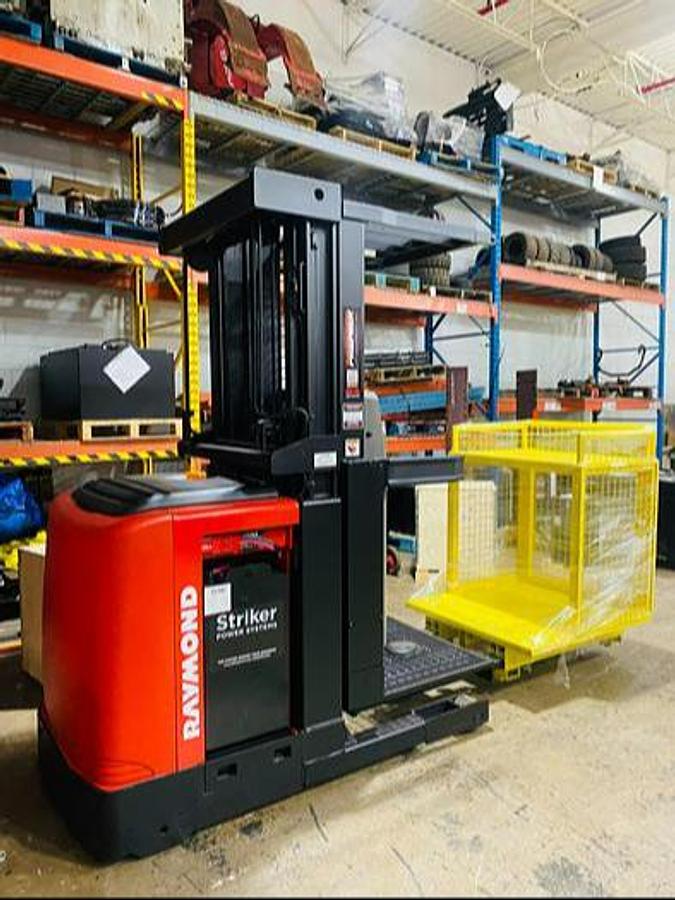 2016 Raymond 520-OPC30TT CSA order picker Brampton 3000 lb 210” triple mast UL/EE freezer-compatible export-certified no wire guidance