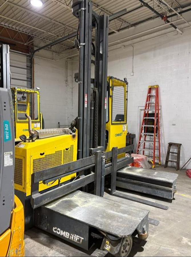 2021 Combilift C8000 multi‑directional forklift front‑angle view, 8,000 lb capacity, 3‑stage mast, LPG, CSA‑certified