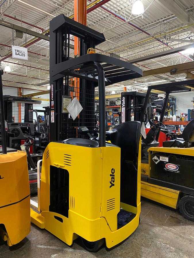 Opposite View Rear view showing counterweight and mounted safety lighting