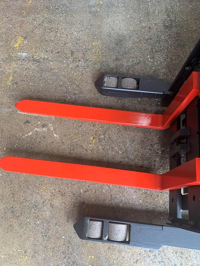 Looking down at 41" base leg opening straddle legs with 42" fork tips