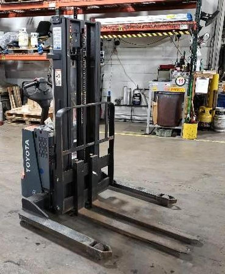 2019 Toyota 8BWS13 CSA Certified Walkie Straddle Stacker Front View