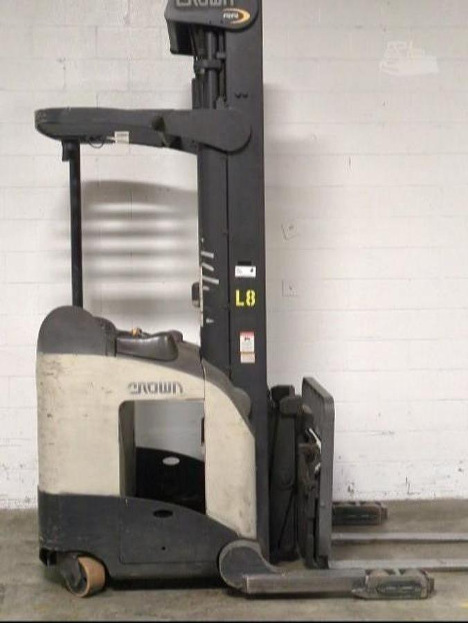 Sold-Crown-RD5220-30-CSA-Electric-Deep-Reach-Forklift-3,000lb-270”-Lift-BramptonON