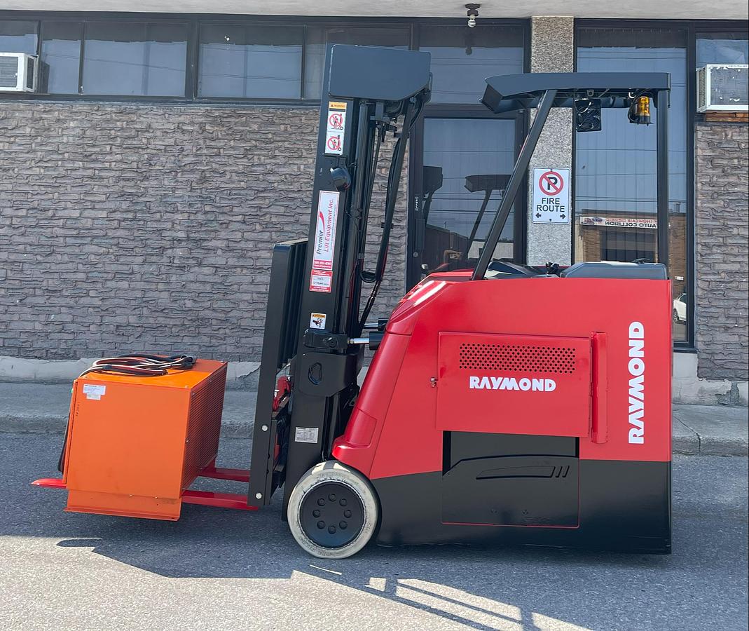 CSA-certified 2019 Raymond 425-C50QM | 5,000 lb EE-rated electric forklift | 258” quad mast | 12,120 hrs | Brampton ON | Battery included, charger extra