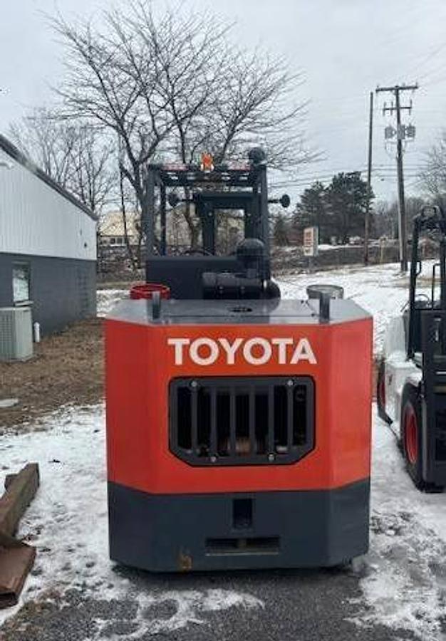 Rear view of 2019 Toyota THD3000-24 propane forklift showing counterweight profile, rear cushion tires, and CSA-certified chassis – unit staged in Brampton ON
