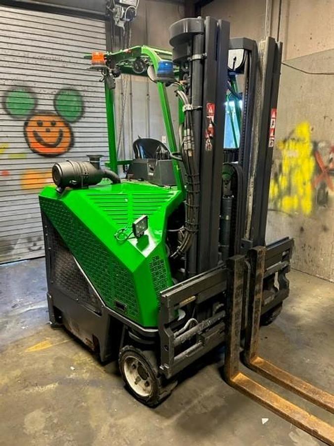 CSA-Certified 2017 Combilift CB6000 Multi-Directional LPG Forklift – 6,000 lb Capacity | Side-Loader | Long Load Handling | Brampton ON
