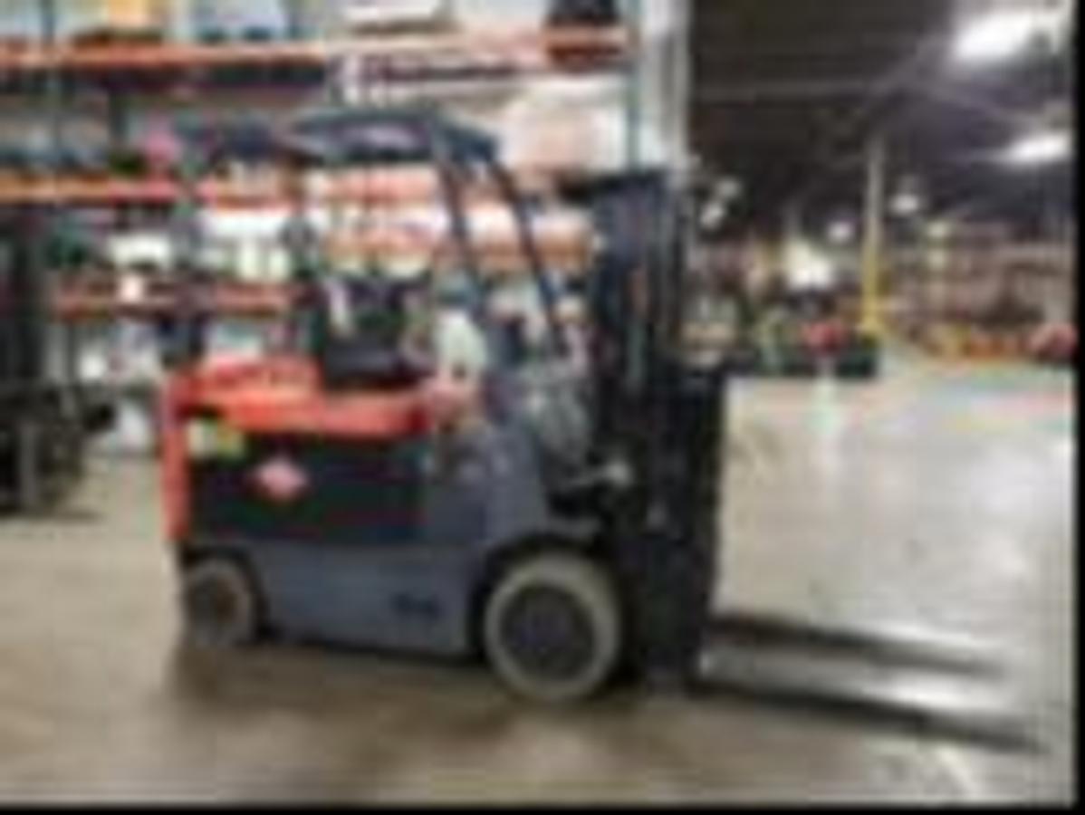Opposite side view of 2019 Toyota 7FBCU35 electric forklift – CSA-certified 8,000 lb 4-wheel chassis with 171” triple mast, clamp-ready 4-way hydraulics, and cushion tires shown reconditioned with used battery option available or new 36V battery upgrade in Brampton ON – Premier Lift Equipment