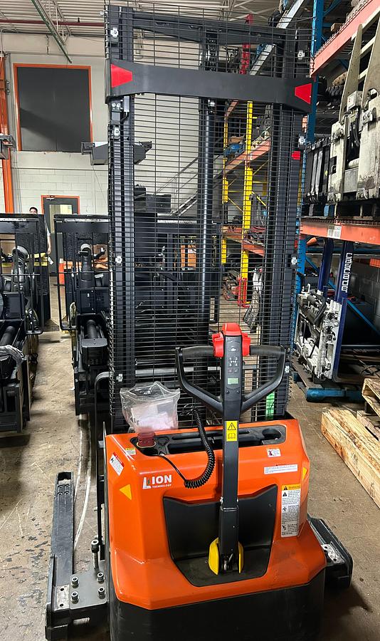 Rear view of Noblelift PSE26NSL‑12LI electric walkie stacker | 24V lithium | CSA‑ready | Brampton ON