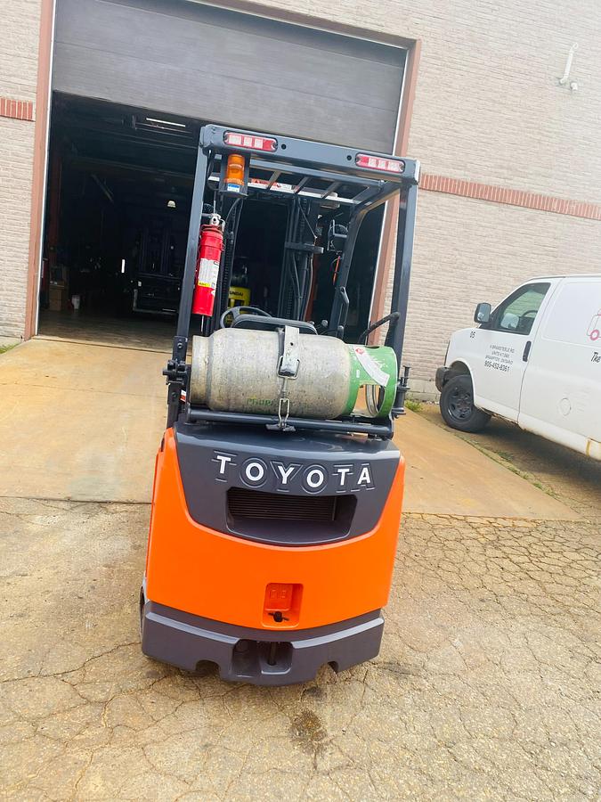 Toyota 8FGCU15 – direct rear view – counterweight, safety decals, and propane bracket – CSA-certified cushion tire forklift – Brampton ON