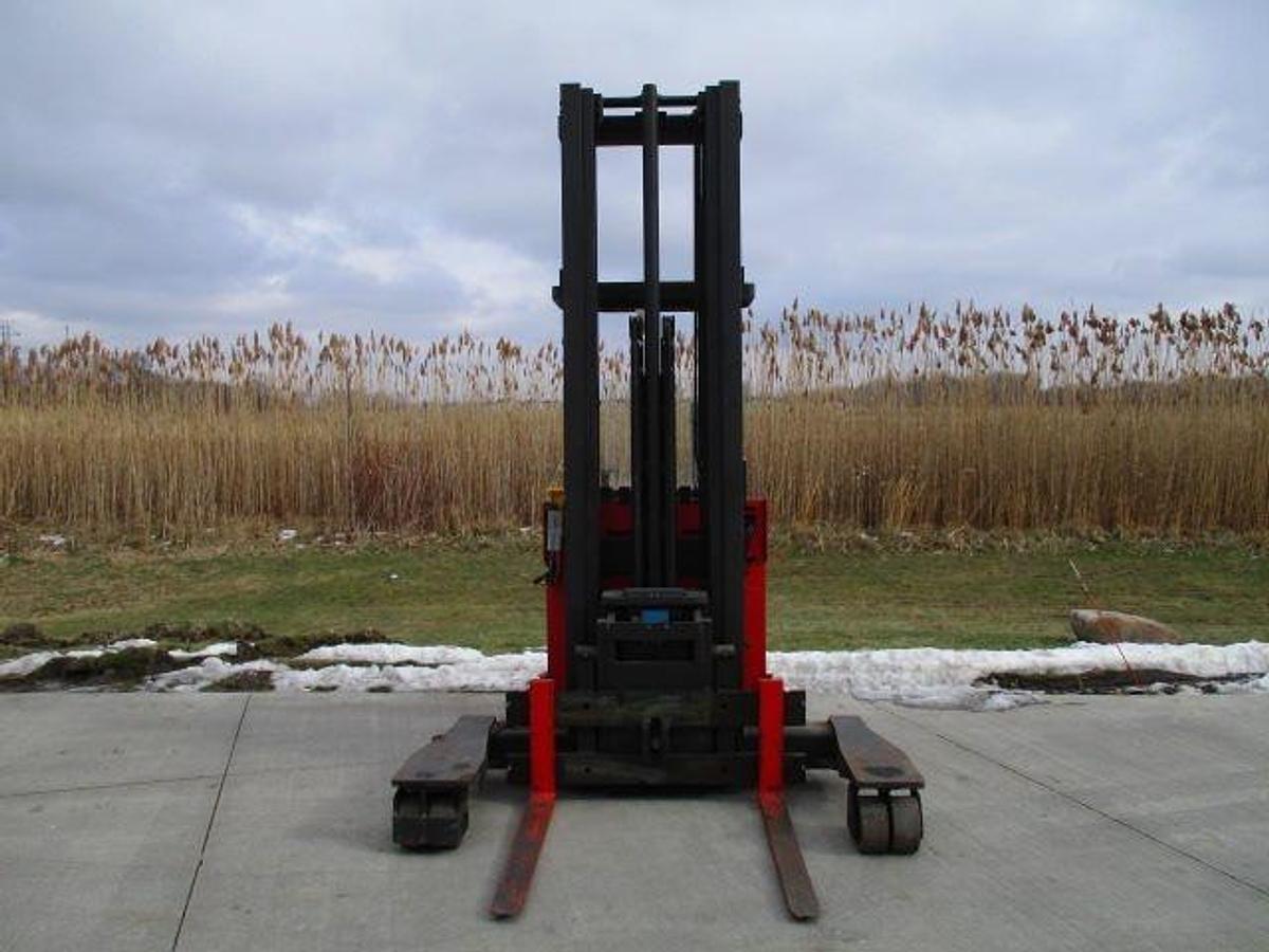2003 Raymond 4D-EASIR45TT electric reach truck with 4-directional chassis and side shift deployed in Mississauga for CSA-compliant indoor warehouse operations