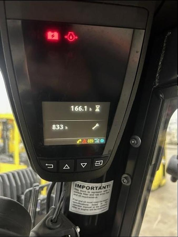 Digital hour meter display on Linde H45D forklift – showing verified usage hours, CSA inspection tag visible – Premier Lift Equipment Brampton ON