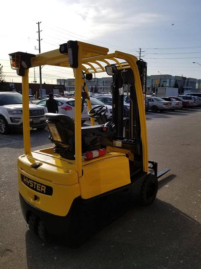 Opposite side view showing battery compartment and CSA-certified chassi