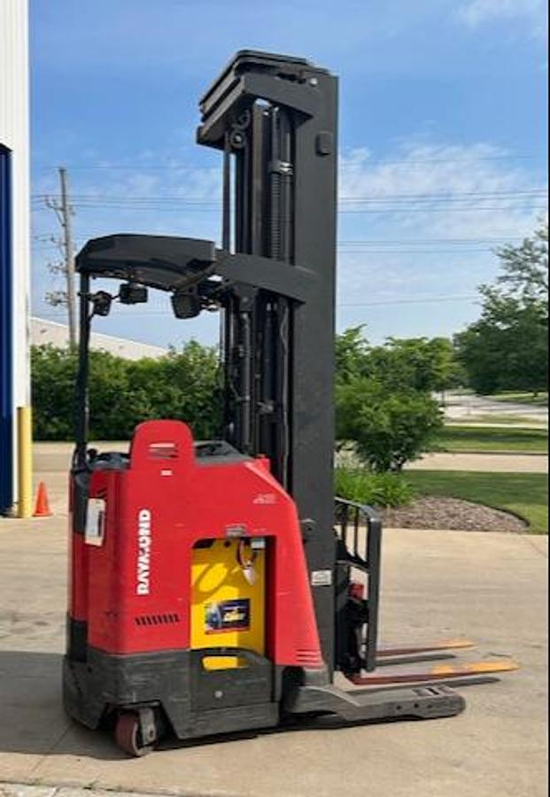 2020 Raymond 750-R45TT CSA reach truck Brampton 4500 lb 301” triple mast side shift single reach battery extra freezer-ready export vertical racking