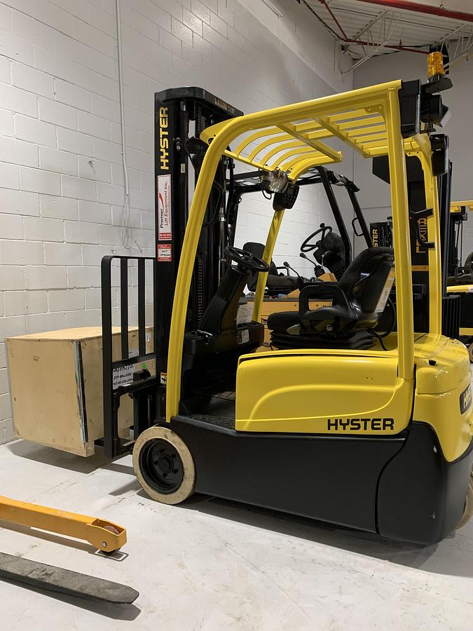 Refurbished 2017 Hyster J40XNT