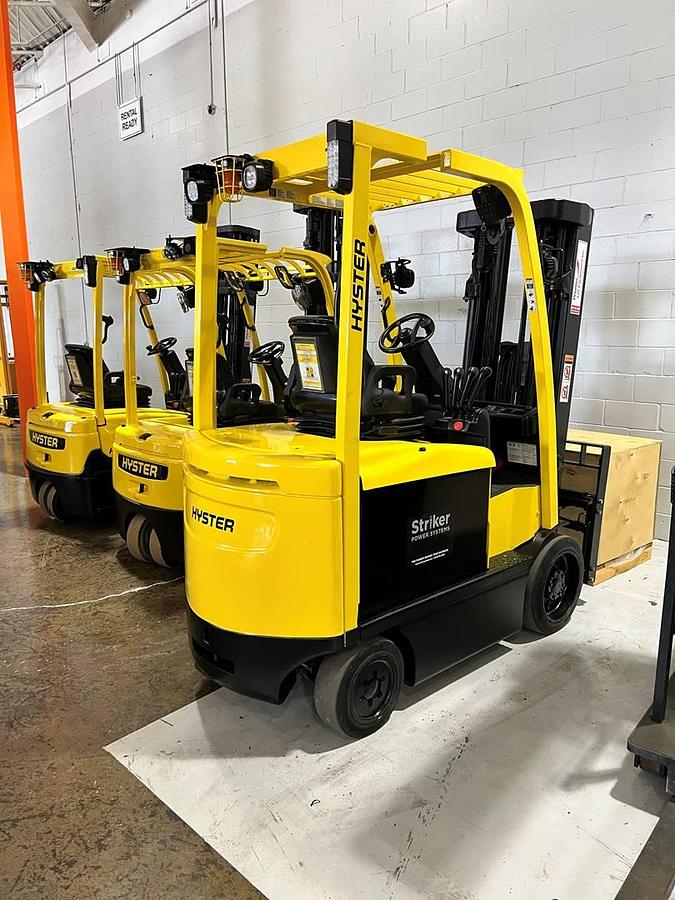 Hyster E60XN – rear angle – counterweight, LED lighting, and cushion tires – CSA electric forklift – Brampton ON