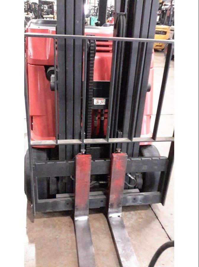 Front view of refurbished 2012 Raymond 425-C35TT electric docker showing triple mast rails, load backrest, 42" forks, and side shift carriage during Vaughan deployment