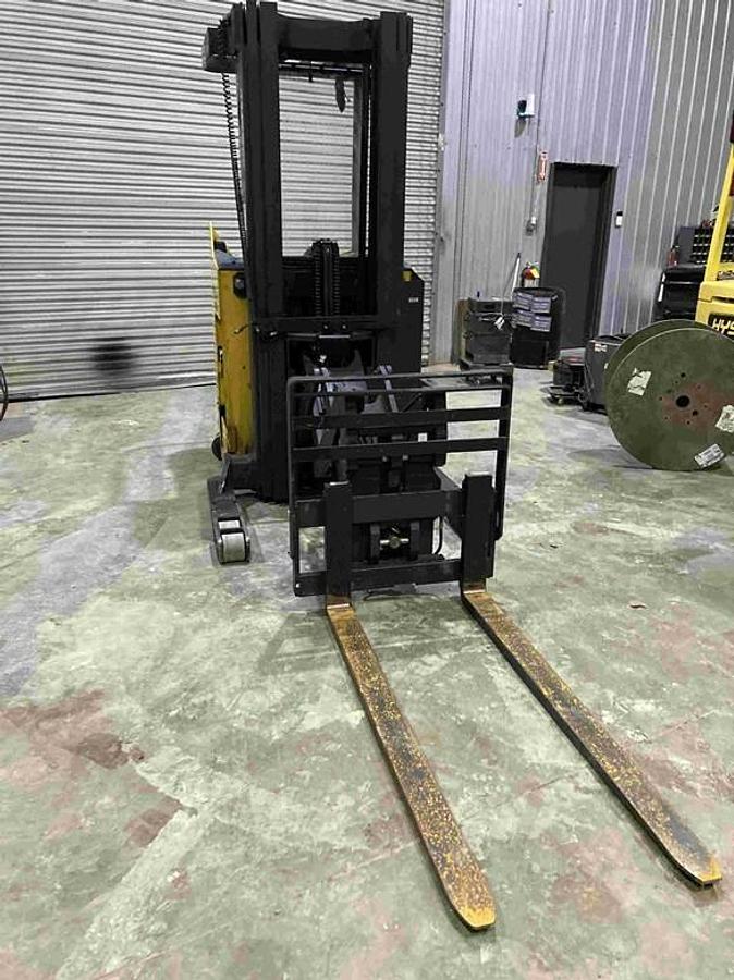 Front view of 2017 Komatsu FR15K‑3 with 95-inch lowered and 210-inch raised mast and double‑reach mechanism.