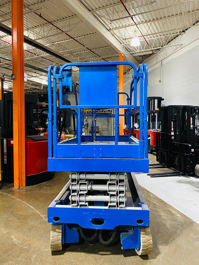 rear view with non mark tires