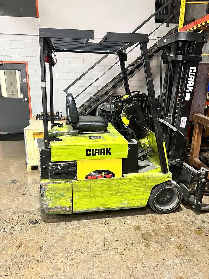 Clark TM20 electric forklift CSA certified Mississauga |