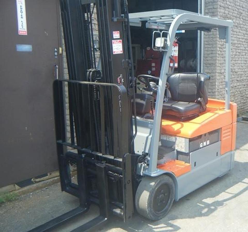Used 2012 Toyota 7FBEU20 electric forklift with 189" triple mast and CSA decals shown at front side angle during Brampton deployment