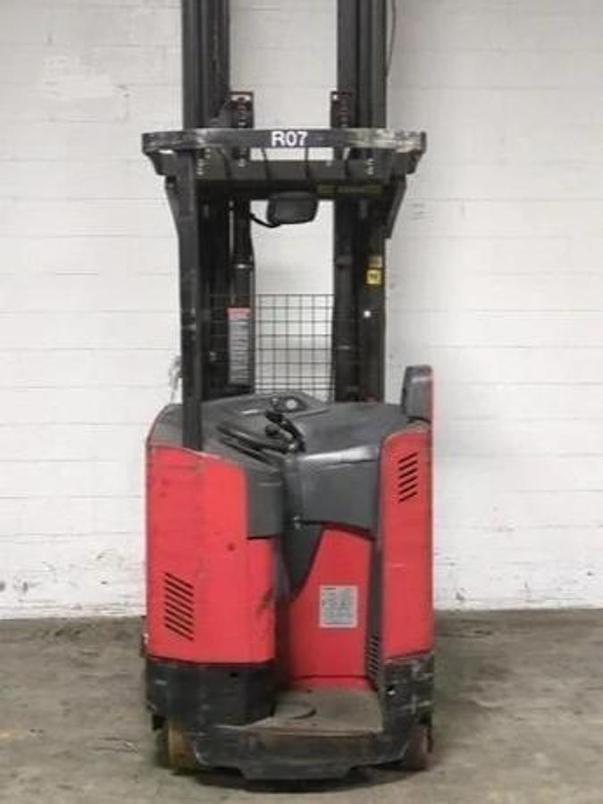 Rear view showing counterweight and safety lighting