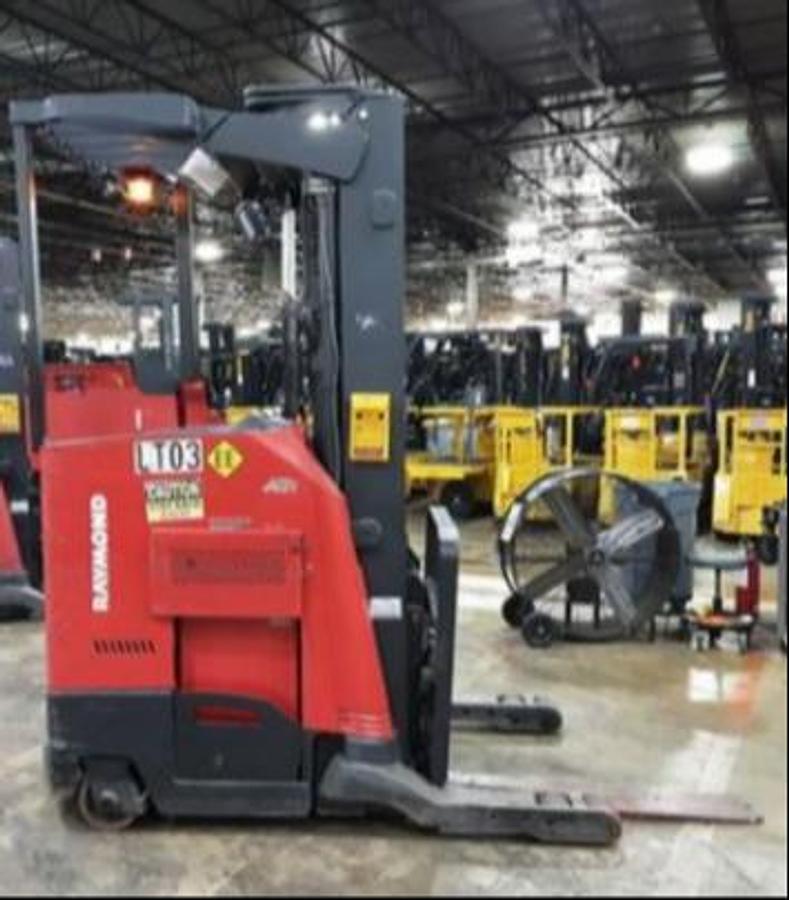 2021 Raymond 750-R35TT CSA EE reach truck Brampton 3500 lb 211” triple mast spark-protected UL/EE clamp-ready freezer-compatible export-certified