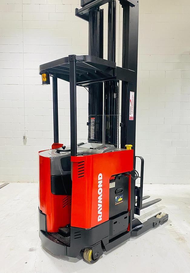 Rear angle view of Budget Raymond EASIR40TT reach truck — counterweight and chassis.