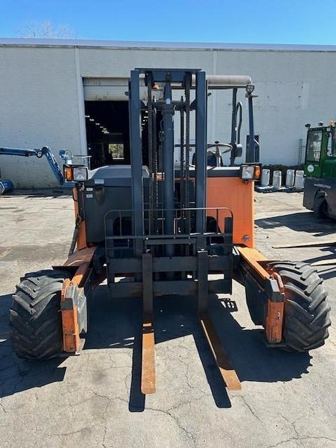 Moffett M8 55.3NX – direct front view – mast, forks, cab – 5,500 lb truck-mounted forklift – CSA/MOL certified – Brampton ON