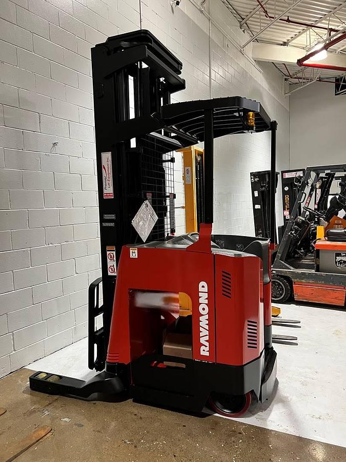 aymond 740-R45TT CSA reach truck Brampton 4500 lb 280” triple mast side shift single reach battery extra freezer-ready export vertical racking