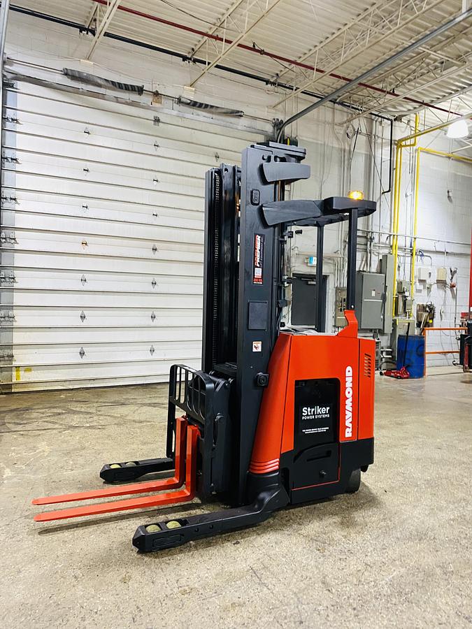 Refurbished 2005 Raymond 740-DR32TT