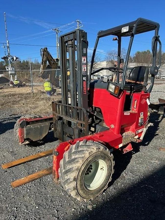 Used Truck‑Mounted Forklifts (Sod Loaders / Piggyback Forklifts)